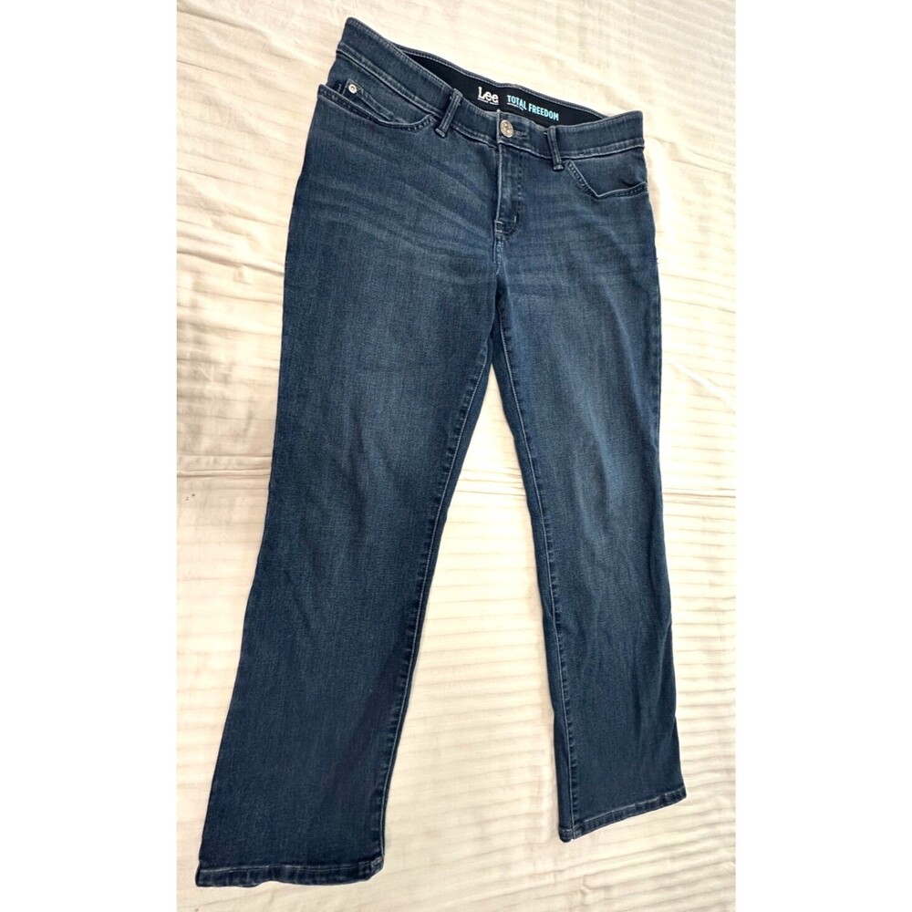 LEE MODERN SERIES TOTAL FREEDOM STRAIGHT LEG WOMENS JEANS SIZE 8 SHORT